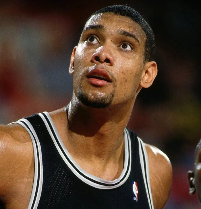 德甲战报：最后时刻连进2球，海登海姆2-1逆转绝杀柏林联合（德甲焦点战：海登海姆补时连入两球 2-1逆转绝杀柏林联合）