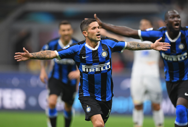 中超9／10月最佳球员候选：卡扎伊什维利、莱昂纳多、亚戈在列（中超9-10月最佳球员提名：卡扎伊什维利、莱昂纳多、亚戈上榜）