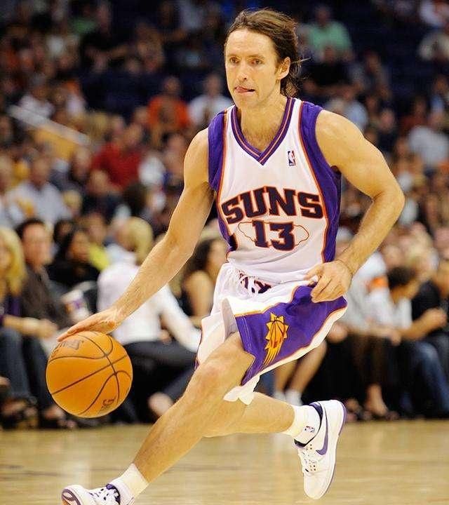 斯基拉：曼奇尼已与萨德签约1+2年，续约后年薪800万欧（斯基拉：曼奇尼加盟萨德签1+2合同，续约年薪达800万欧元）