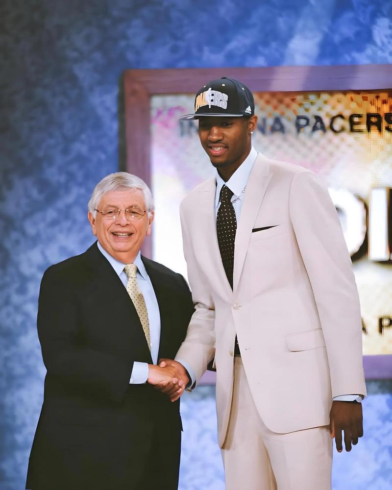 米体：法国电视台取消转播年轻人vs里尔，因前者胸前广告违规（米体：法国电视台因胸前广告违规叫停年轻人对阵里尔的转播）