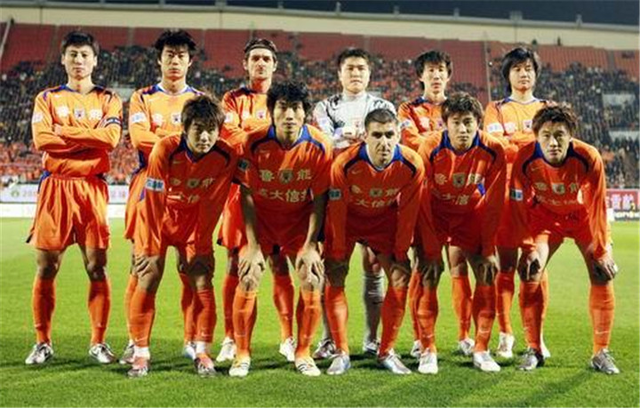 卡佩罗：伊尔迪兹需要自由空间，进攻时应该让他随性一些（卡佩罗：伊尔迪兹需要更大自由度，进攻端应放手让他发挥）