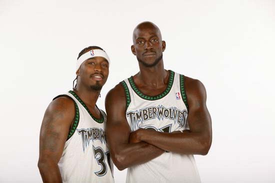 马特乌斯：诺伊尔明年不会退役，他会是拜仁26／27赛季的一门（马特乌斯：诺伊尔明年不退役，26／27赛季仍将是拜仁主力门将）