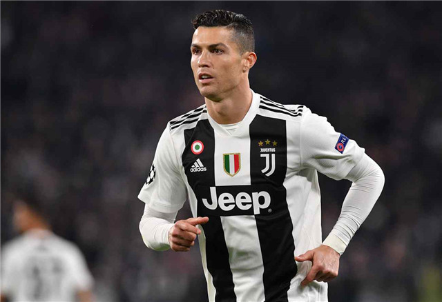 火箭哈登末节爆发连得15分（哈登末节大爆发 连续砍下15分）