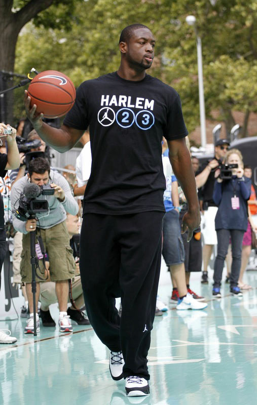 西甲战报：巴雷内切亚半场吊射建功，皇家社会3-1十人奥萨苏纳（西甲战报：巴雷内切亚中场吊射破门，皇家社会3-1力克十人奥萨苏纳）