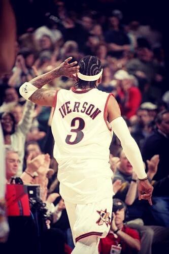 教滑雪也安排上了？还有什么是蔚来驾享小哥不会的吗！（连滑雪教学都包了？蔚来驾享小哥还有什么不会！）