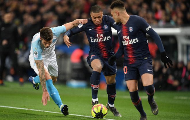 意媒：米兰派球探现场考察亨克18岁前腰卡雷察斯（意媒：米兰球探到现场考察亨克18岁前腰卡雷察斯）