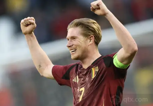 德天空：拜仁可能与格纳布里续约至2028年，但薪水会降低（德天空称：拜仁或将与格纳布里续约至2028年，薪资将下调）